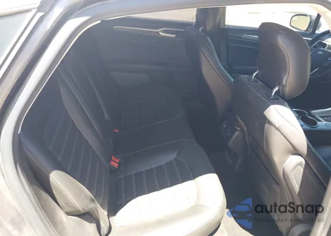 2014 Ford Fusion Se z USA, uszkodzony, nr VIN 3FA6P0HD8ER354665